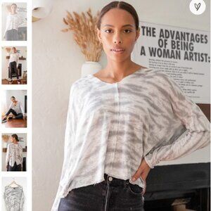 NWT Lulus Keep it Carefree White Gray Tie-Dye Surplice Back Long Sleeve …